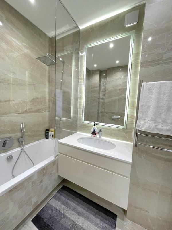 Vip Apartment 120M2 With Panoramic Windows, 22 Floor. Obolon Kiev Exterior foto