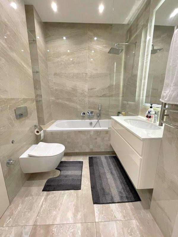 Vip Apartment 120M2 With Panoramic Windows, 22 Floor. Obolon Kiev Exterior foto